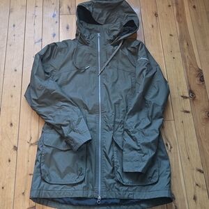 Columbia lightweight waterproof jacket